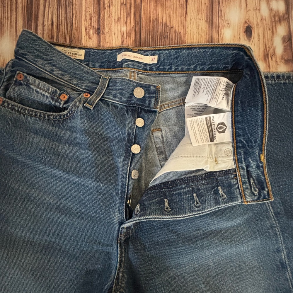Levis Button-fly Blue Jeans Rib-Cage High Rise Straigh Leg